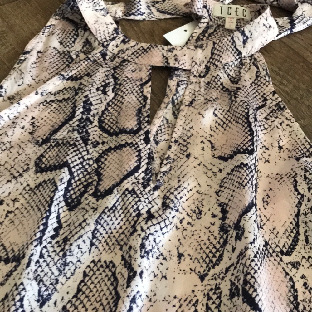 Sleeveless Halter Silky Snakeskin Top - Picture 3 of 4